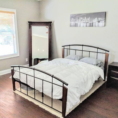 שרלוט Spacious Deluxe House For You, Your Family And Friends מראה חיצוני תמונה
